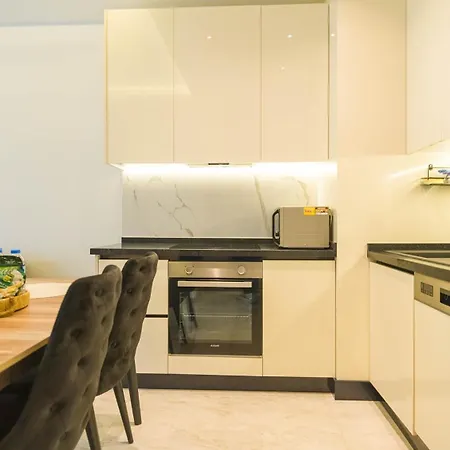 A Designer In The Heart Of Apartment Alanya