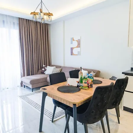 A Designer In The Heart Of Apartment *