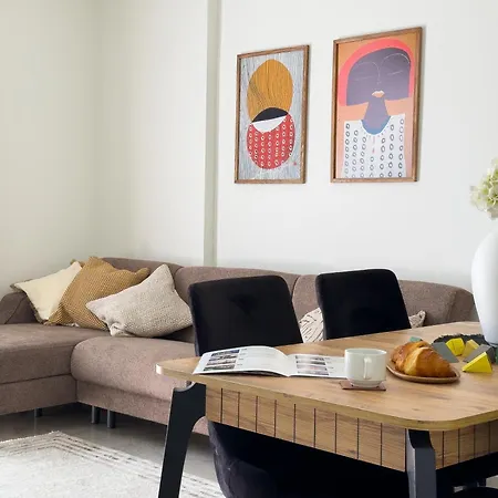 Qoople Saga Designer In The Heart Of Apartment *