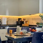 Апартаменти Qoople Saga Designer In The Heart Of