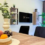 Qoople Saga Designer In The Heart Of Апартаменти